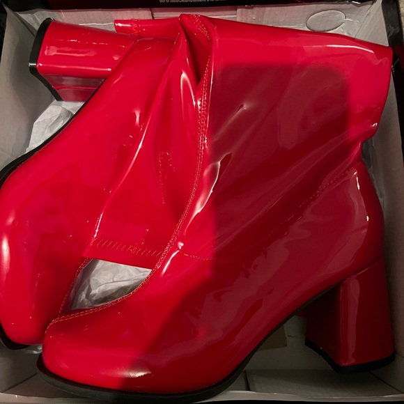 Ellie Brand Red Vinyl GoGo Boots Size 7 - Picture 13 of 14